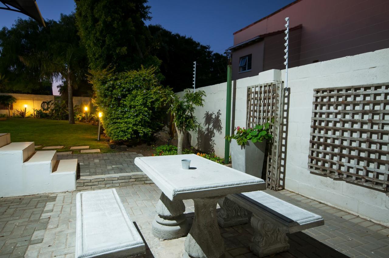 Millard Crescent Guest House Port Elizabeth Kültér fotó